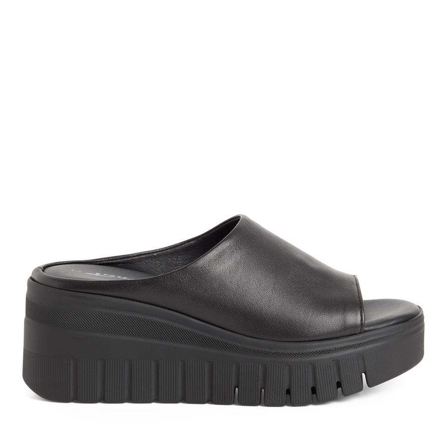 Tamaris 27206-46 Sandals-Black