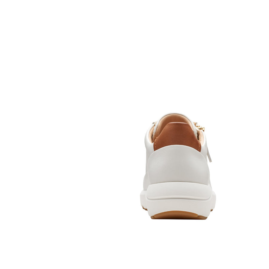 Clarks Tivoli Zip Trainer-Off White D