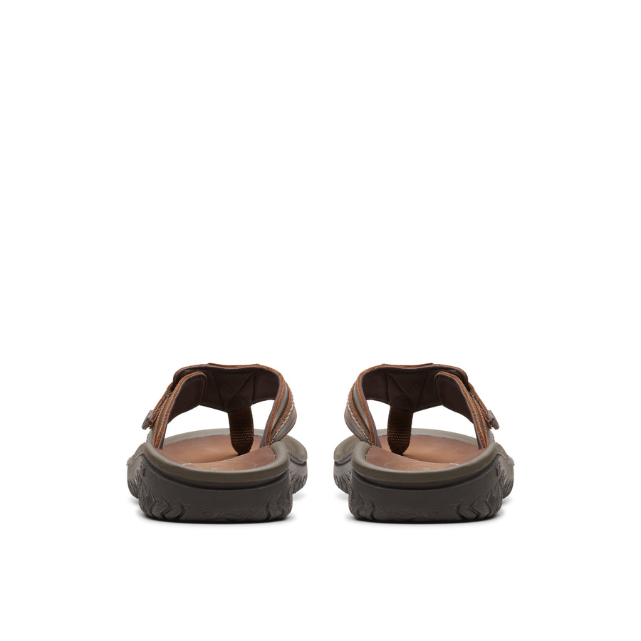 Clarks Wesley Sun Sandals-Beeswax G