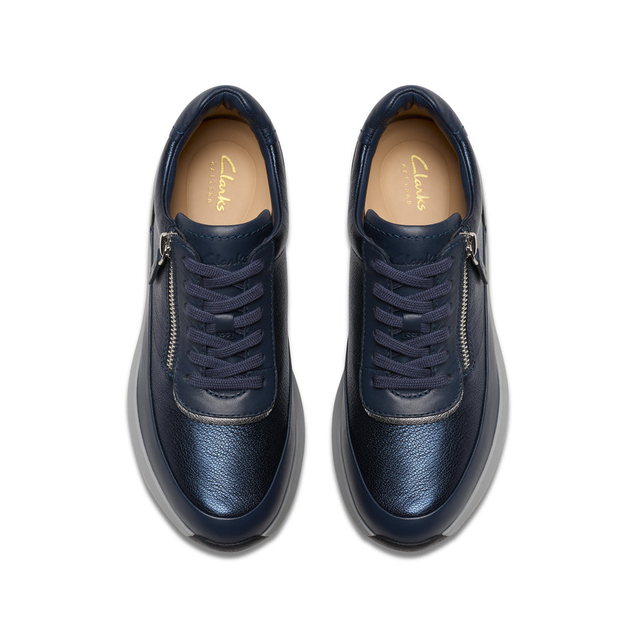 Clarks Tivoli Zip Trainer-Navy Combi D