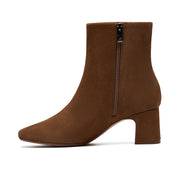 Clarks Fernie Zip Ankle Boot-Walnut D