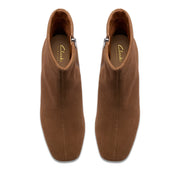 Clarks Fernie Zip Ankle Boot-Walnut D