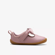Clarks Roamer Trim T Shoe-Dusty Pink H