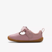 Clarks Roamer Trim T Shoe-Dusty Pink H