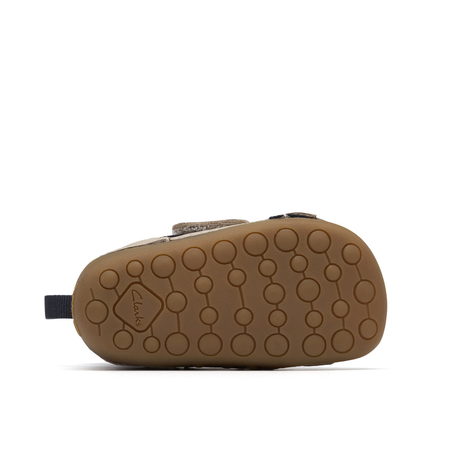 Clarks Tiny Gleam T Boys' Shoe-Neutral F