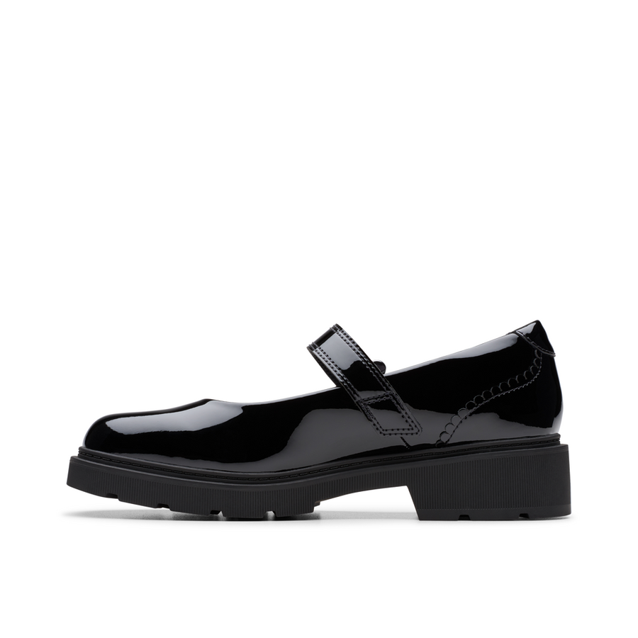 Clarks Eris Jane Y School Shoe-Black Patent F