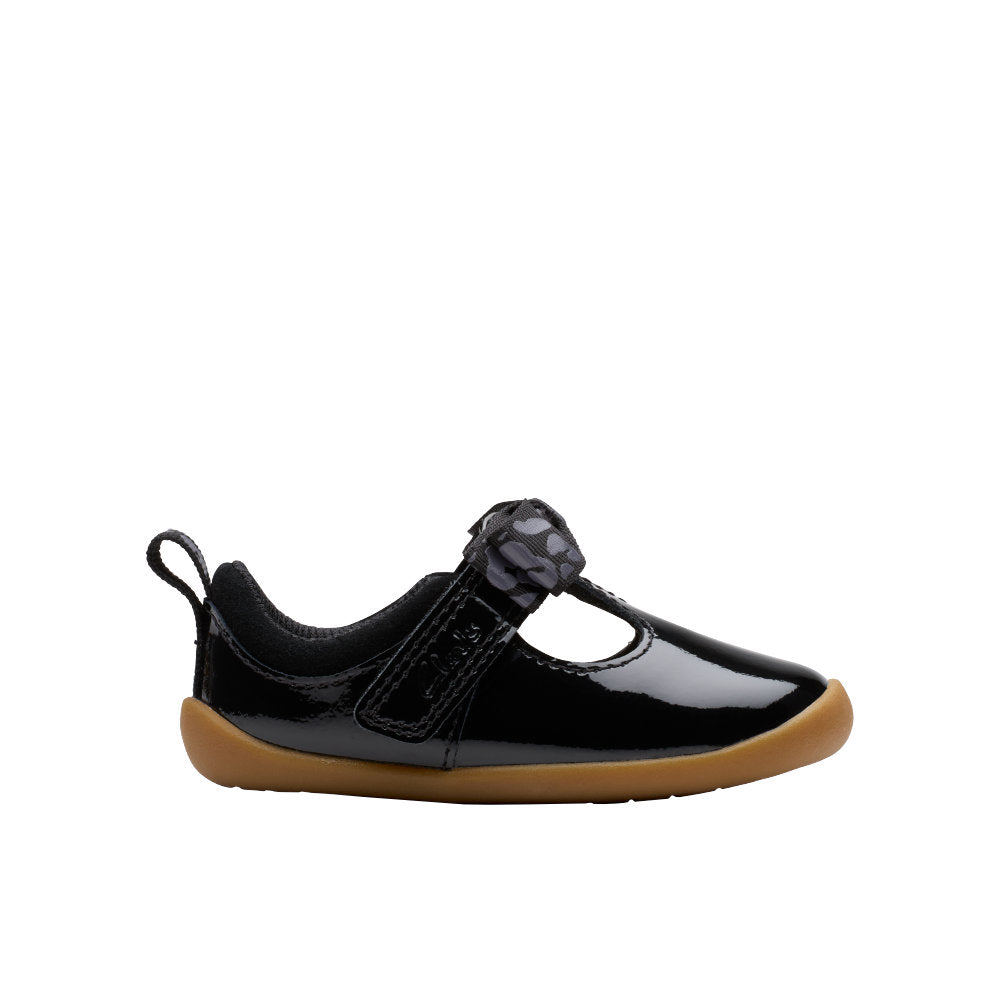 Clarks Roamer Trim T Shoe-Black Patent H
