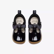 Clarks Roamer Trim T Shoe-Black Patent F