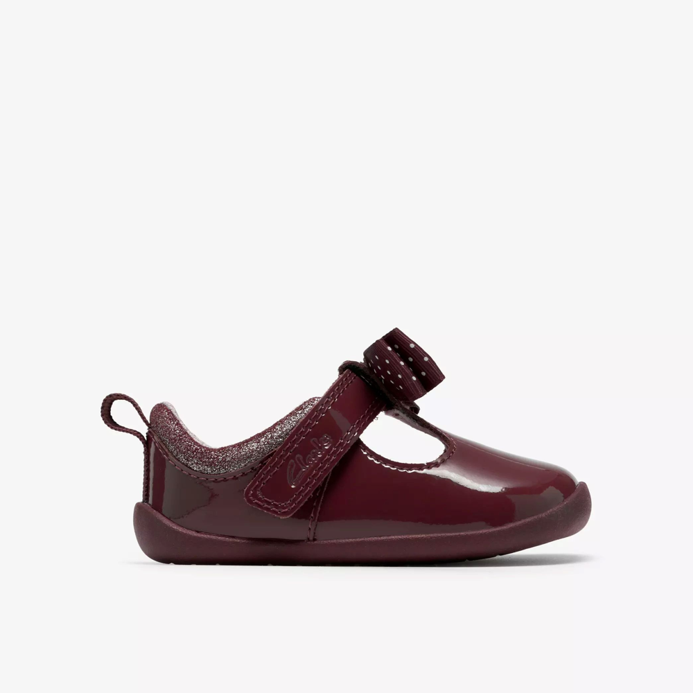 Clarks Roamer Trim T Shoe-Burgundy Patent