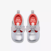 Clarks Roamer Trim T Shoe-Silver Leather F