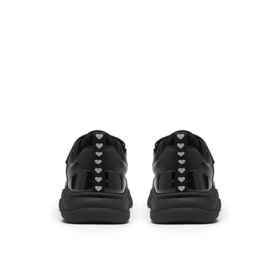 Clarks Featherskip K Shoe-Black Patent F