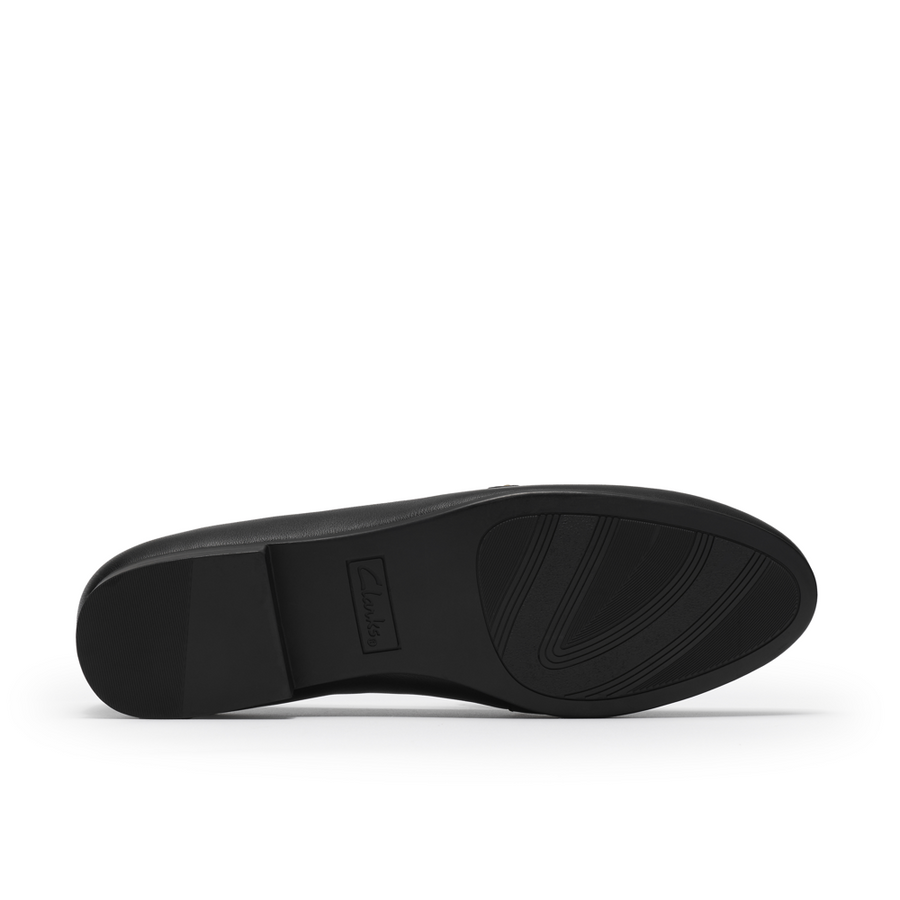 Clarks Tamna Trim Loafer - Black Leather D
