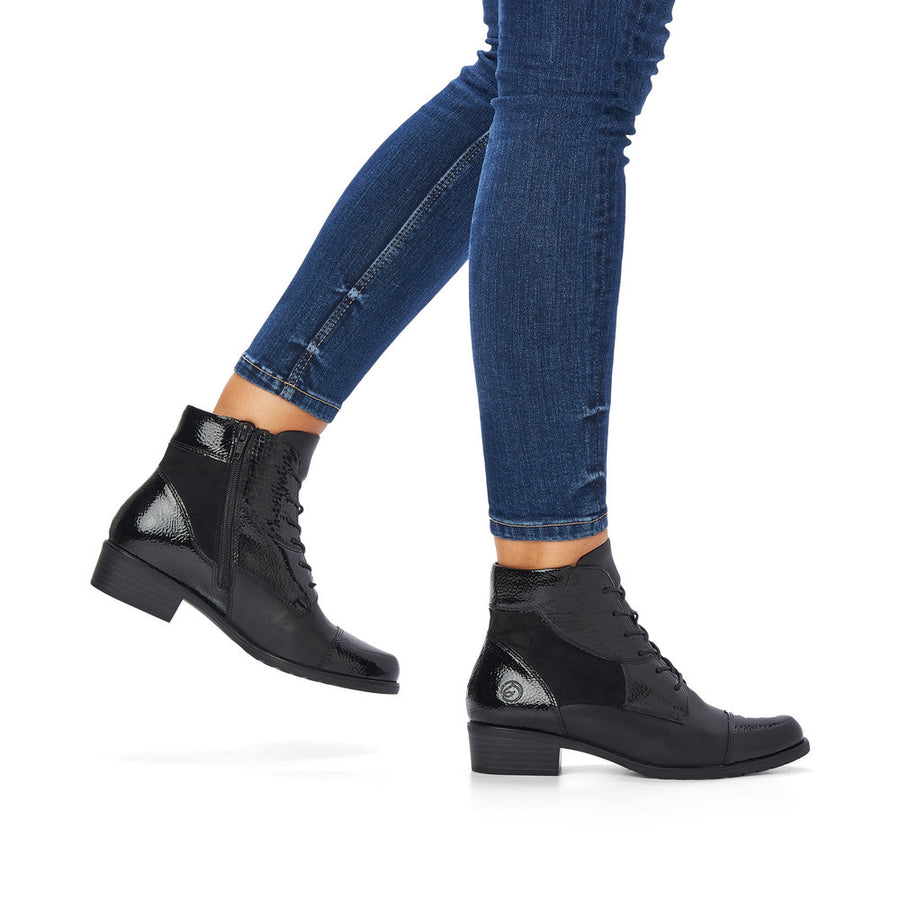 Remonte D6882 Ankle Boots-Black