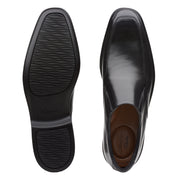 Clarks Bensley Step Shoe-Black Lea G