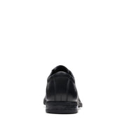 Clarks 'Howard Over' Shoe-Black Leather G