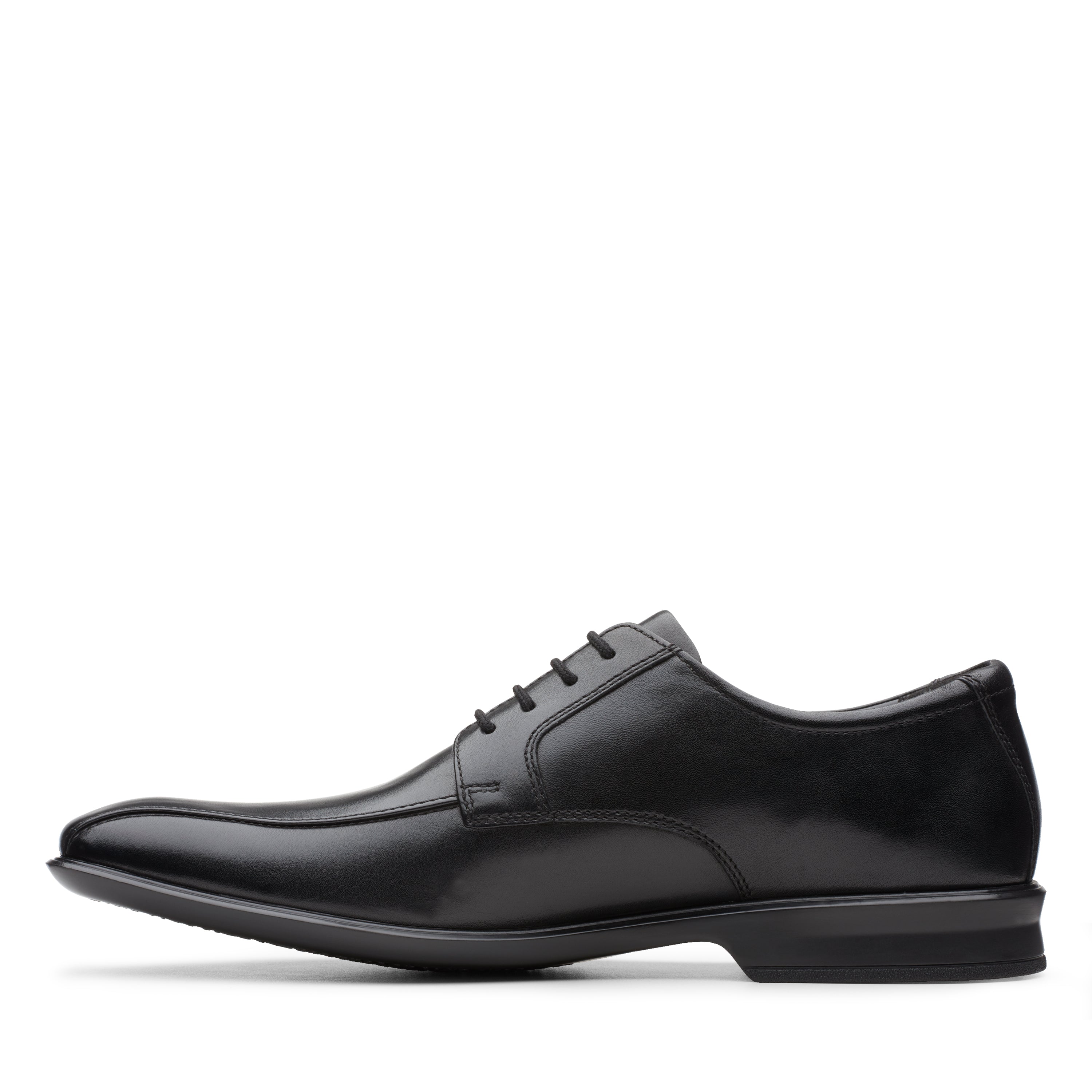 Clarks Bensley Run Shoe-Black Lea G