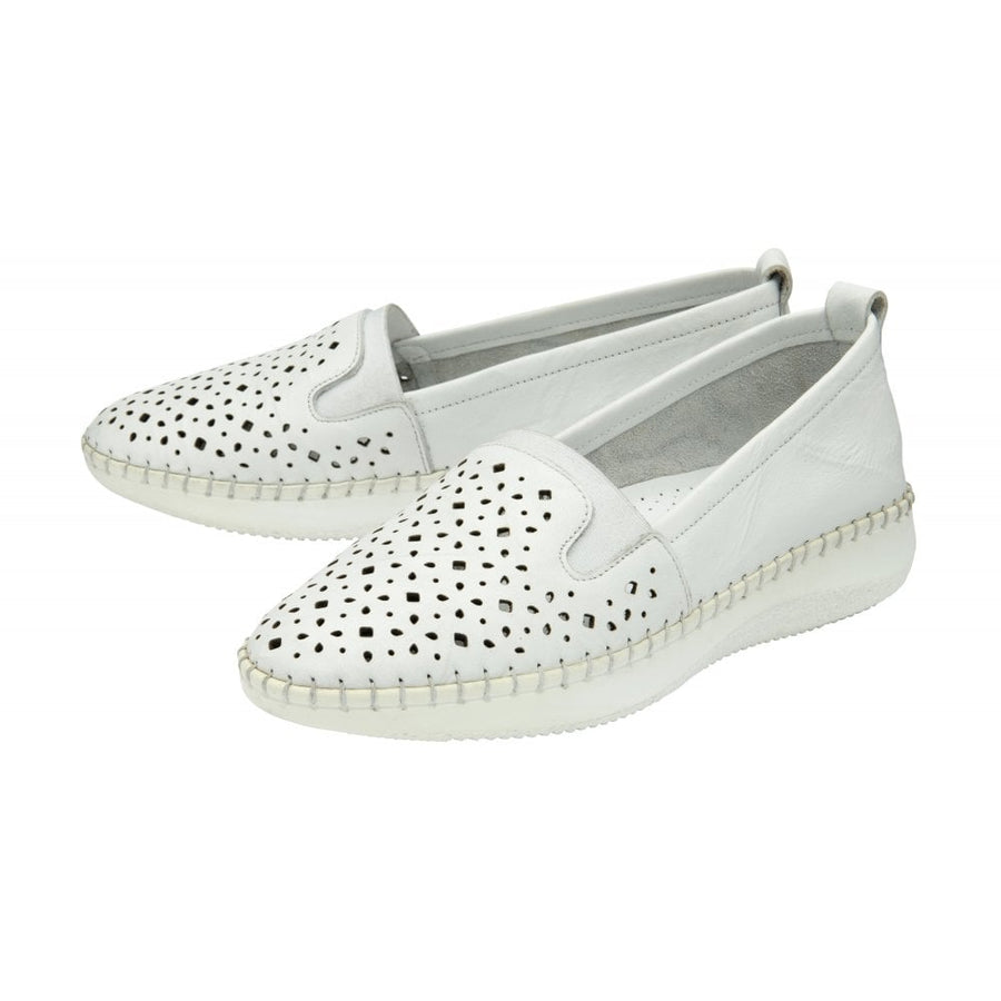 Lotus Francesca Shoe-White