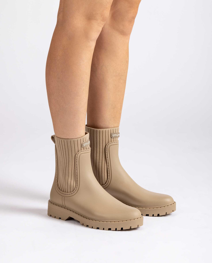 Uni Aynar Boots-Taupe